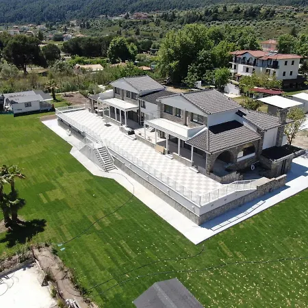 The Palms Novasithonia Apartament