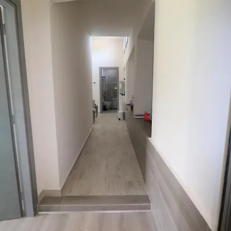 Apartament The Palms Novasithonia *